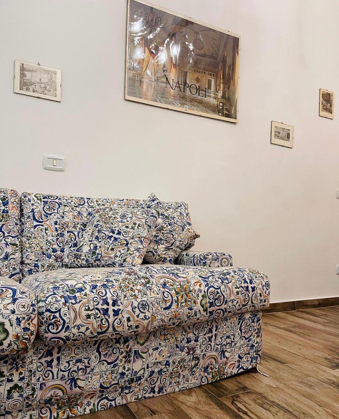 Domus Carbonari Apartment Naples