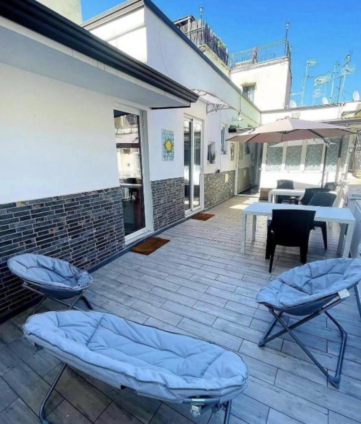 Domus Carbonari Apartment